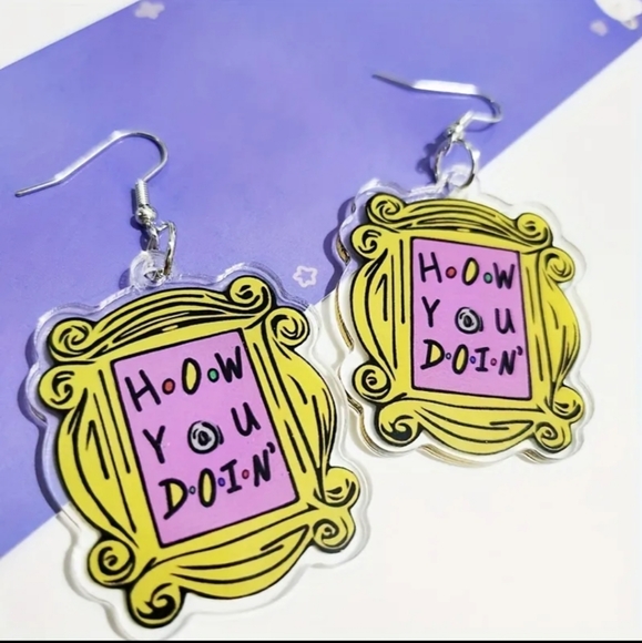 Friends "How You Doin?" Pierced Earrings - Picture 4 of 5